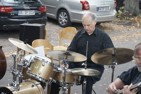 Rolf am Schlagzeug 2014